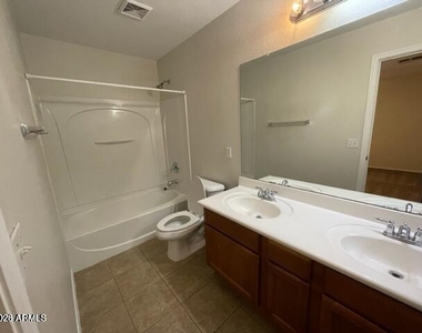 44833 W Miraflores Street - Photo Thumbnail 15