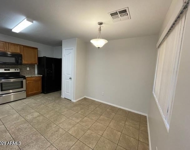 44833 W Miraflores Street - Photo Thumbnail 10