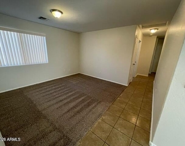44833 W Miraflores Street - Photo Thumbnail 12
