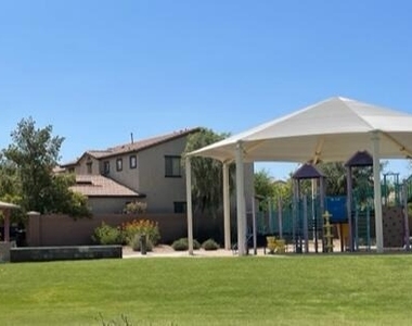 44833 W Miraflores Street - Photo Thumbnail 5