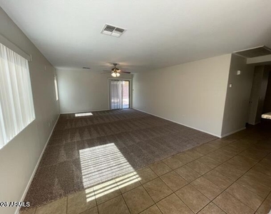 44833 W Miraflores Street - Photo Thumbnail 9