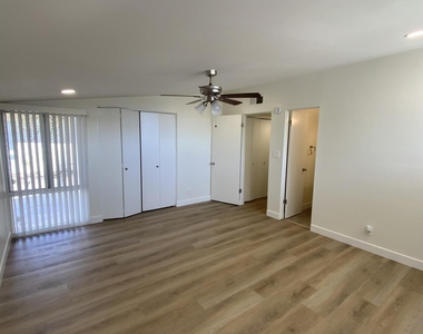 2614 N 46th Street - Photo Thumbnail 12