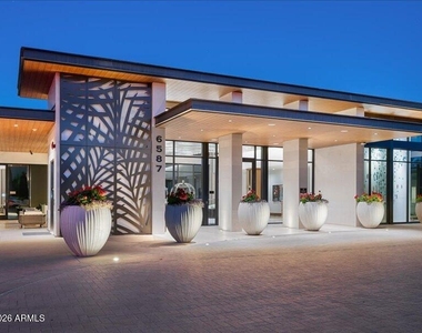 6587 N Palmeraie Boulevard - Photo Thumbnail 28