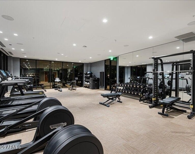 6587 N Palmeraie Boulevard - Photo Thumbnail 30
