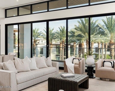6587 N Palmeraie Boulevard - Photo Thumbnail 12