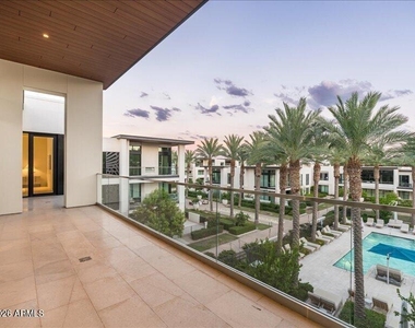 6587 N Palmeraie Boulevard - Photo Thumbnail 5