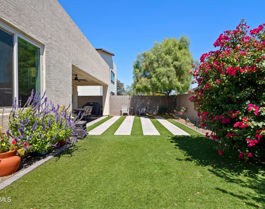 2319 W Darrow Street - Photo Thumbnail 24