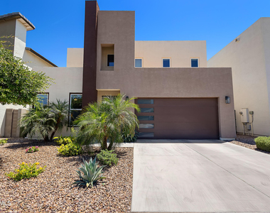 2319 W Darrow Street - Photo Thumbnail 2