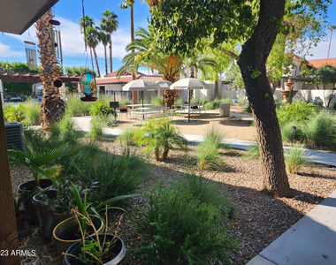 4301 N 24th Street - Photo Thumbnail 8