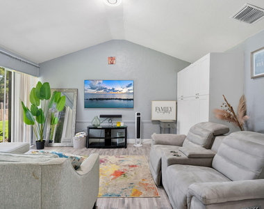 5380 Lakewood Circle S - Photo Thumbnail 1