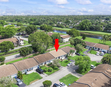 5380 Lakewood Circle S - Photo Thumbnail 28