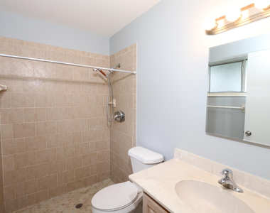 400 Sw Ruffner Court - Photo Thumbnail 7