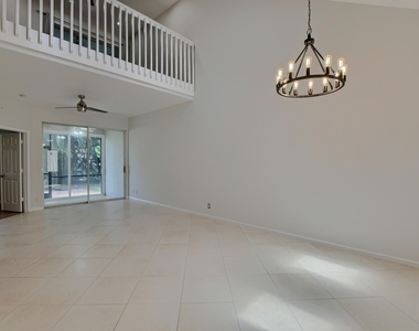 23061 Aqua View - Photo Thumbnail 6