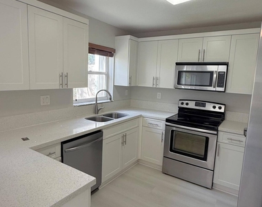 2281 Nw 171st Terrace - Photo Thumbnail 23