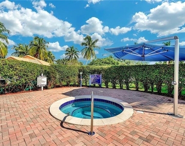 2281 Nw 171st Terrace - Photo Thumbnail 16