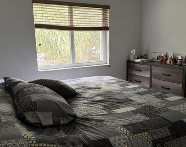 2281 Nw 171st Terrace - Photo Thumbnail 11
