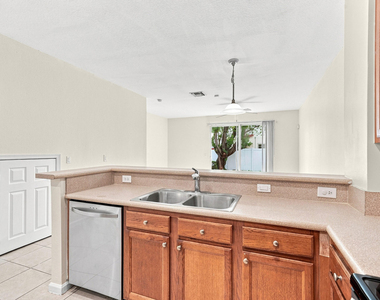 6720 Cypress Walk Terrace - Photo Thumbnail 16