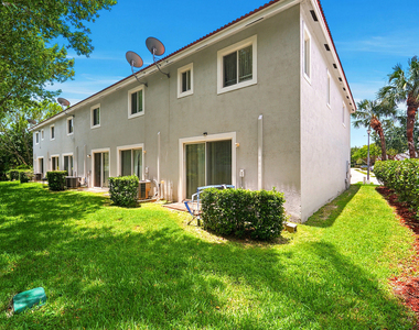 6720 Cypress Walk Terrace - Photo Thumbnail 4