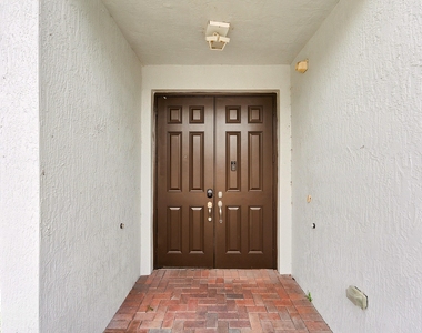 6720 Cypress Walk Terrace - Photo Thumbnail 3
