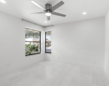 21326 Campo Allegro Drive - Photo Thumbnail 21