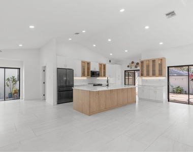 21326 Campo Allegro Drive - Photo Thumbnail 3
