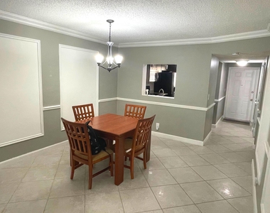 2805 Sw 22nd Avenue - Photo Thumbnail 7