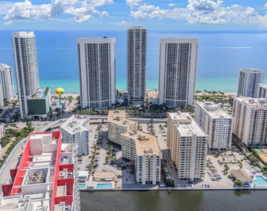 1825 S Ocean Drive - Photo Thumbnail 20