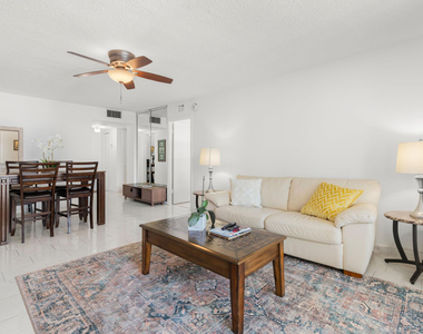 1825 S Ocean Drive - Photo Thumbnail 10