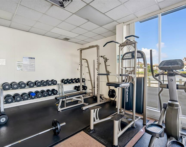 1825 S Ocean Drive - Photo Thumbnail 16
