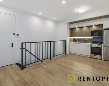 411 Meeker Avenue - Photo Thumbnail 2