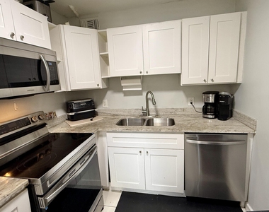 1037 Ashby D - Photo Thumbnail 1