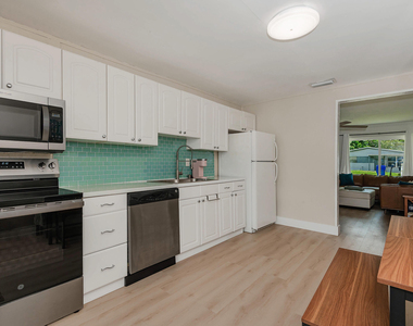 5631 Freedom Street - Photo Thumbnail 11