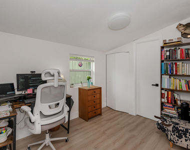 5631 Freedom Street - Photo Thumbnail 13