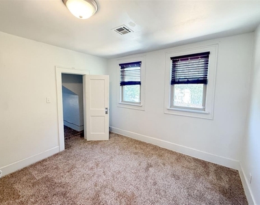 1741 W Park Place - Photo Thumbnail 21