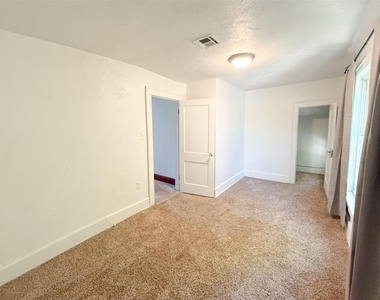 1741 W Park Place - Photo Thumbnail 20