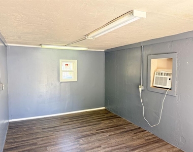 519 Sw 35th Street - Photo Thumbnail 7