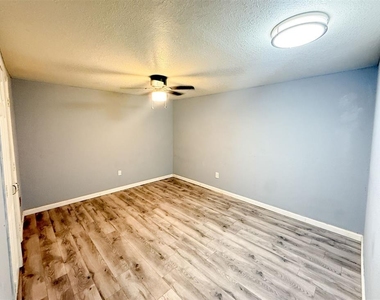 519 Sw 35th Street - Photo Thumbnail 11