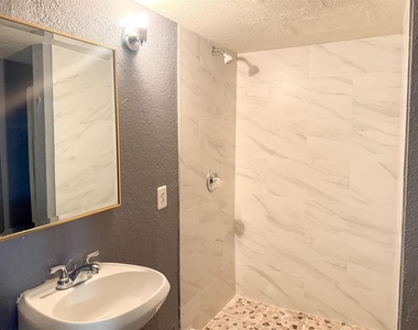 519 Sw 35th Street - Photo Thumbnail 10