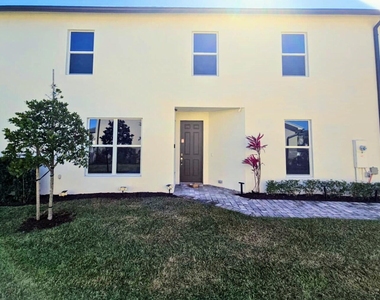 6050 Praza Lane - Photo Thumbnail 8