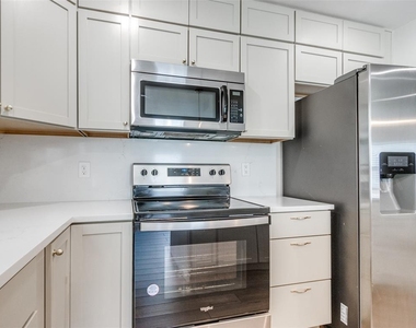 4101 N Hammond Avenue - Photo Thumbnail 22