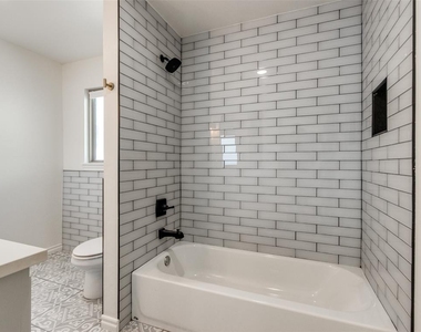 4101 N Hammond Avenue - Photo Thumbnail 33