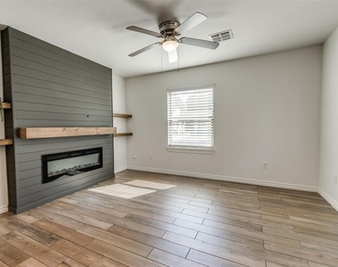 4101 N Hammond Avenue - Photo Thumbnail 11