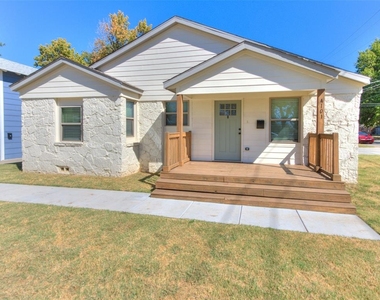 4101 N Hammond Avenue - Photo Thumbnail 2