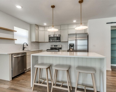 4101 N Hammond Avenue - Photo Thumbnail 16