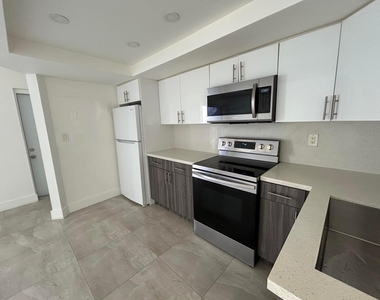 1534 Se 15th Street - Photo Thumbnail 7