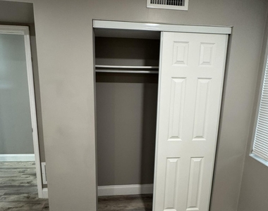 3890 Lakewood Road - Photo Thumbnail 17