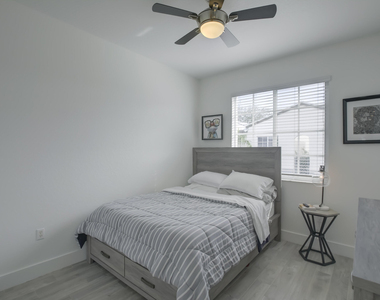 131 S East 7th Way - Photo Thumbnail 35