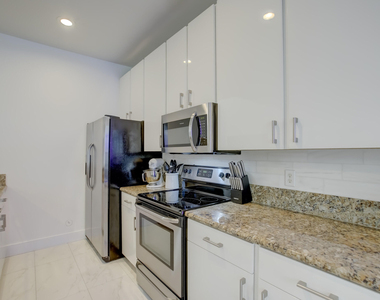 131 S East 7th Way - Photo Thumbnail 15