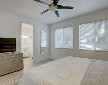 131 S East 7th Way - Photo Thumbnail 25