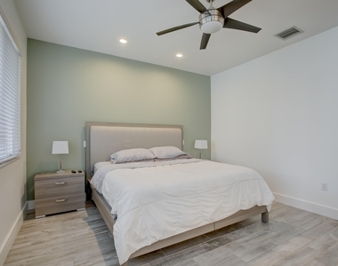 131 S East 7th Way - Photo Thumbnail 26